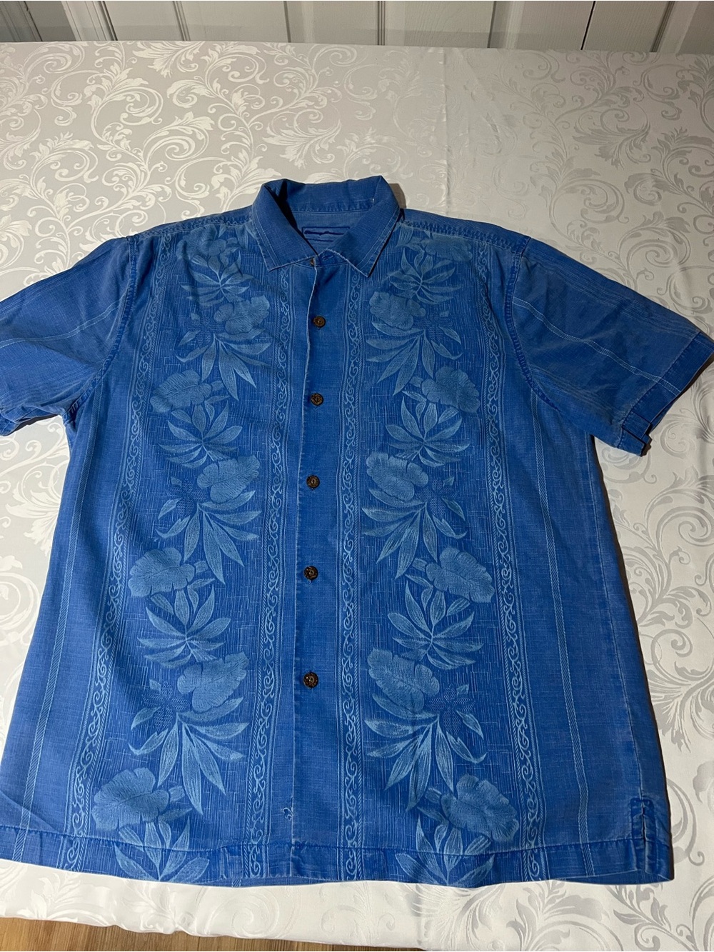 Tommy Bahama Blue Short-Sleeve Cuban Collar Shirt with Tonal Floral Pattern